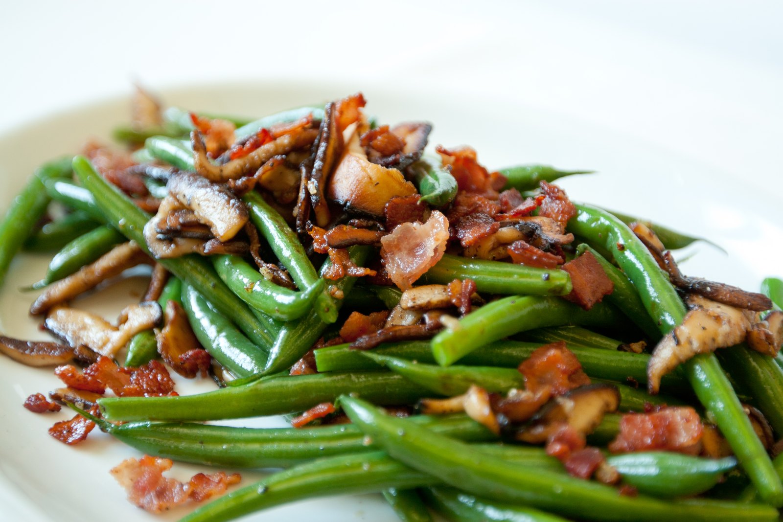 Green beans with Shiitake Mushroom and Bacon